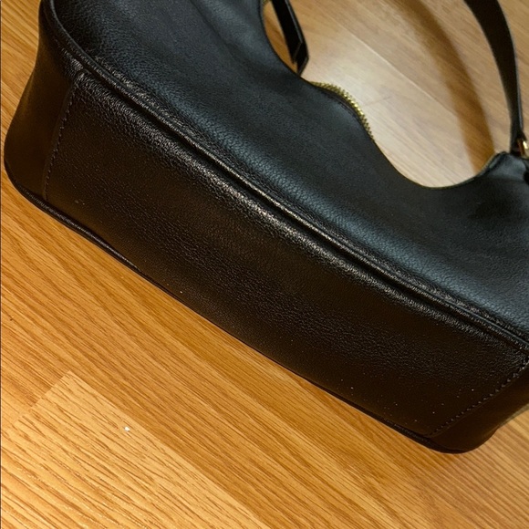 Nine West Black Shoulder Bag - Picture 4 of 6